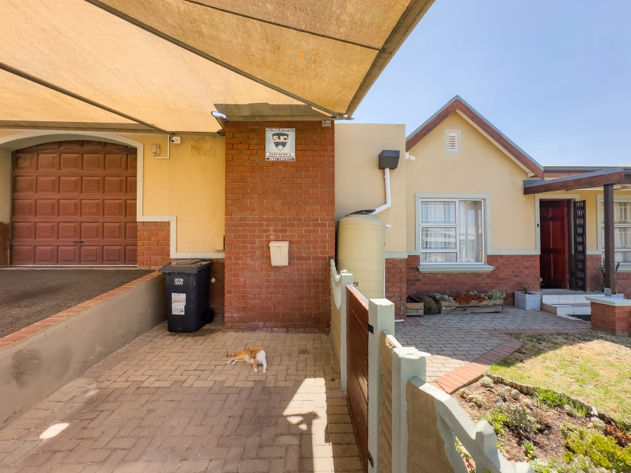 3 Bedroom Property for Sale in Ruwari Western Cape